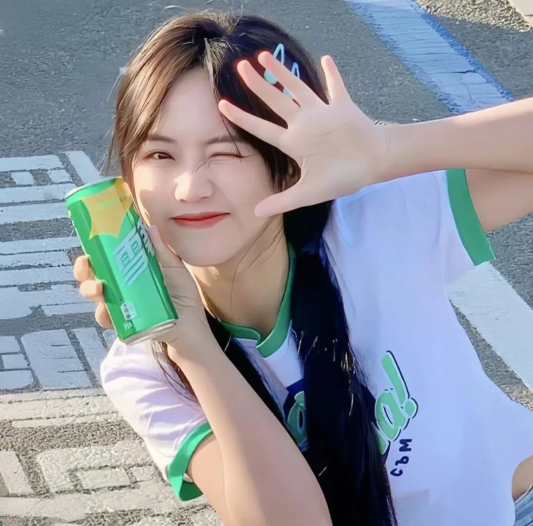 太空熊猫英雄诞生